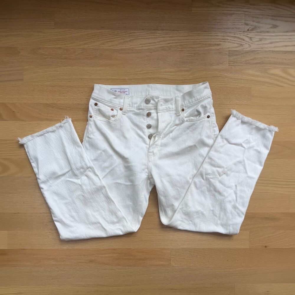 Gap Women’s 27/4P White Cheeky Straight High Rise Jeans Raw Hem Button Fly